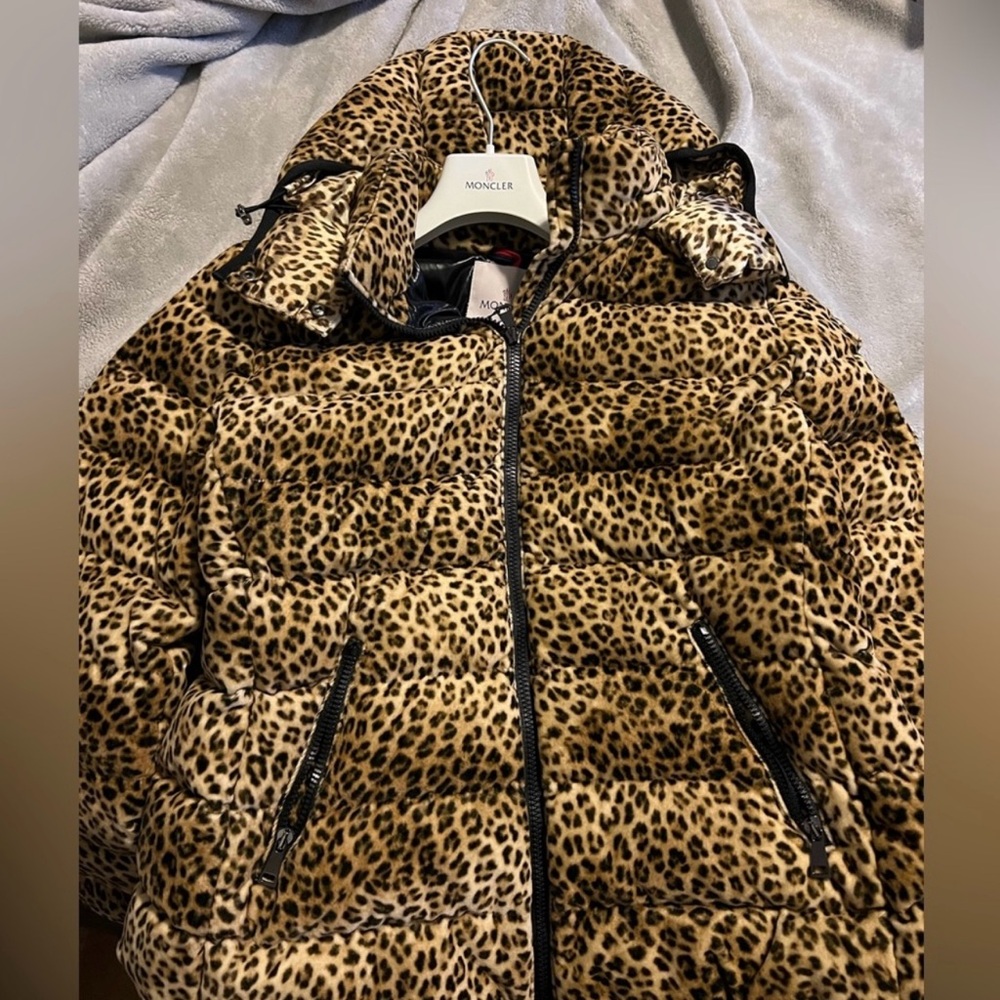 Moncler bady velvet jacket